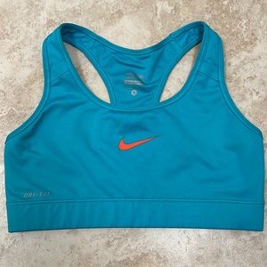 Nike Pro Bra